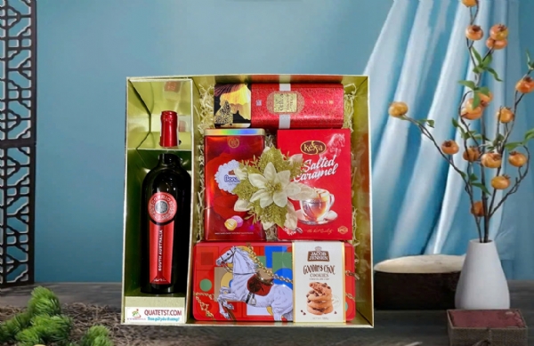 Hộp quà tết st 2624