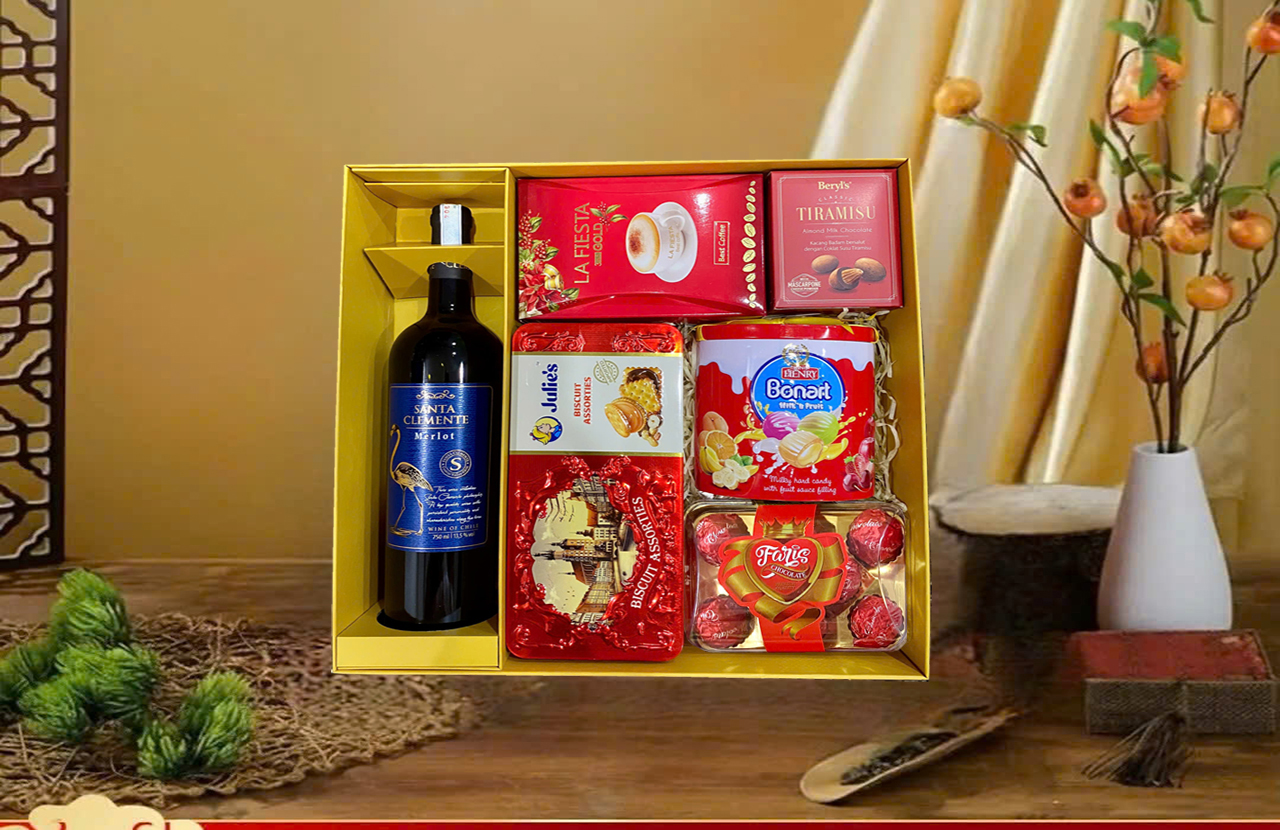 hộp quà năm ngựa biếu sếp